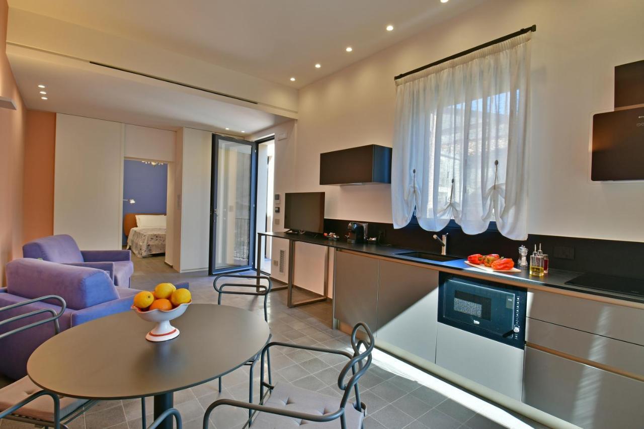 Aparthotel Creuza De Ma à Riposto Extérieur photo